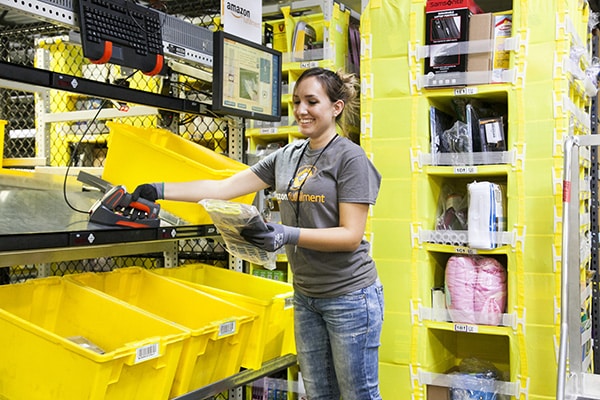Amazon Plans on Adding 100k New Warehouse and Delivery Jobs