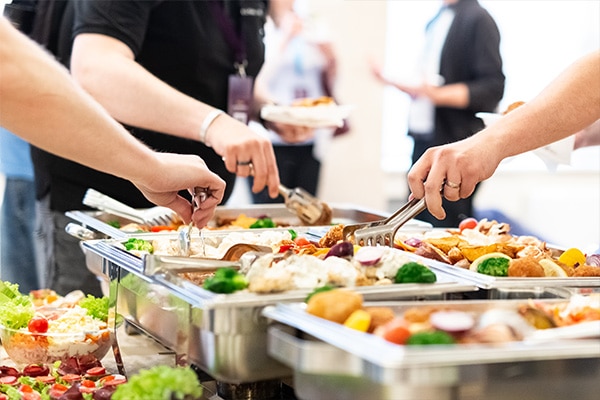 2H23 + 2024 Foodservice Growth Forecast Webinar - Cleveland Research Company Foodservice Council